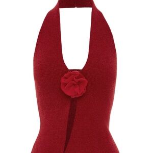 With Jean Red Rose Top